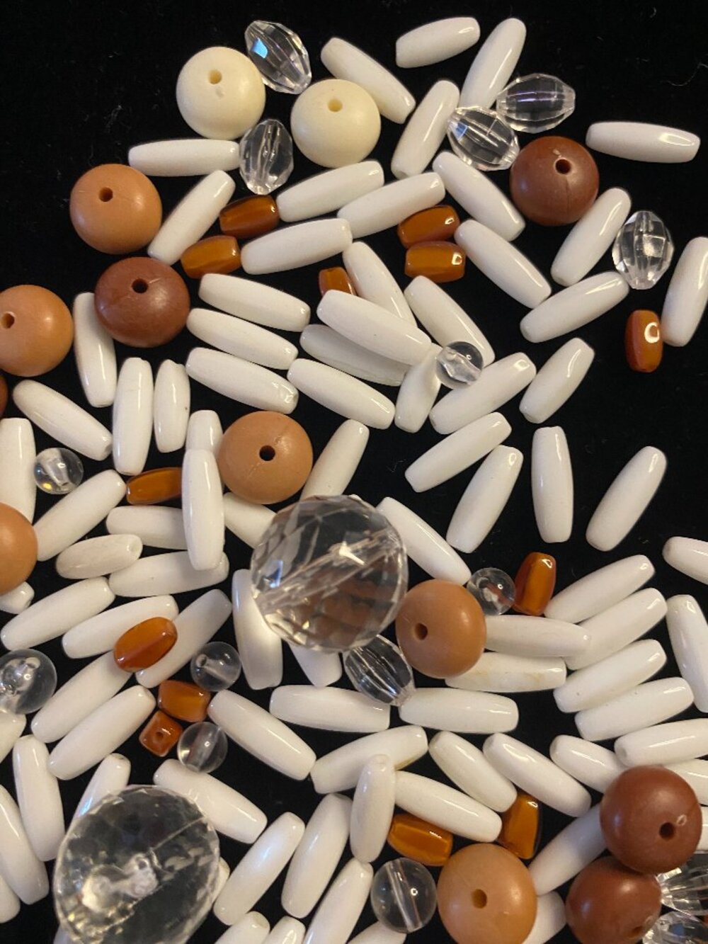 Lot of +Vintage+ Acrylic Beads